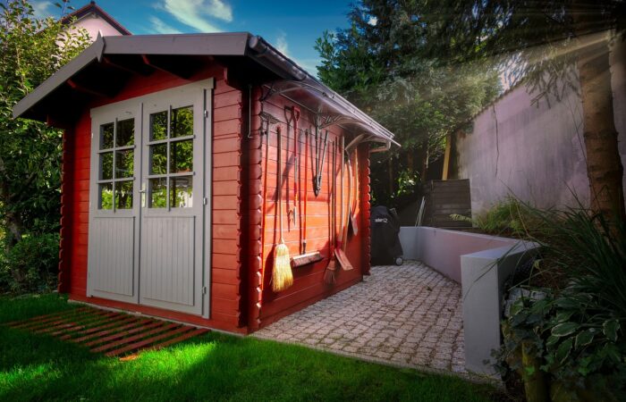 4_conseils_pour_rendre_votre_abri_de_jardin_résistant_à_l_eau_et_aux_intempéries