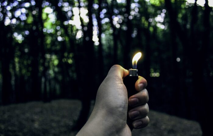 Découvrez_comment_recharger_votre_briquet_à_gaz_en_un_clin_d_œil_!