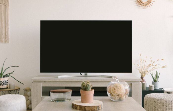 Découvrez_les_télévisions_de_pointe_à_partir_de_843_€_(et_où_les_acheter_encore_moins_cher)_!